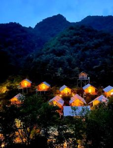 五一北京周边自驾露营好去处_北京云蒙山徒步露营,南锣鼓巷逛胡同,自驾公交皆宜!