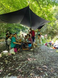 日本农村生活露营烧烤周末愉快_宁静田园，自然风光，质朴生活，收获喜悦