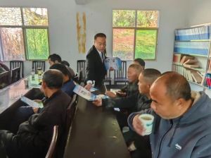退休检察官陈作森，骑行调解员化解乡村纠纷