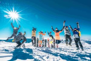 克朗斯火灾后转型发展夏季旅游，全年增收少靠滑雪