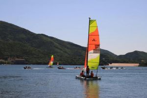 2026家帆赛北京站落幕，近40组家庭乐享帆船运动